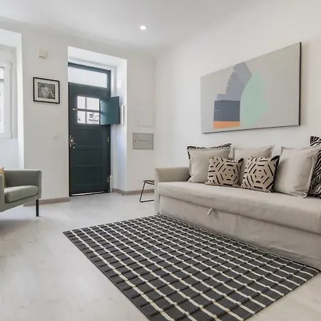 Apartment Principe Real: Elegant Flat With Terrace *