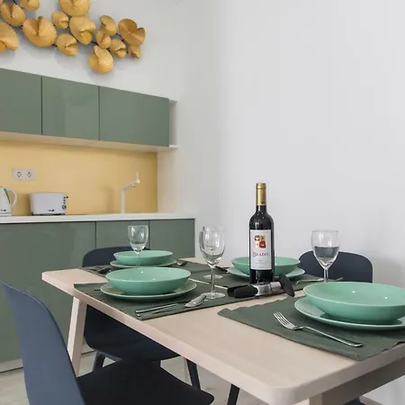 Apartment Principe Real: Elegant Flat With Terrace Lisbon